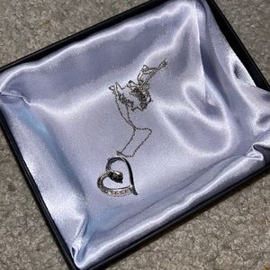 Kay Jewelers Heart Necklace (silver)